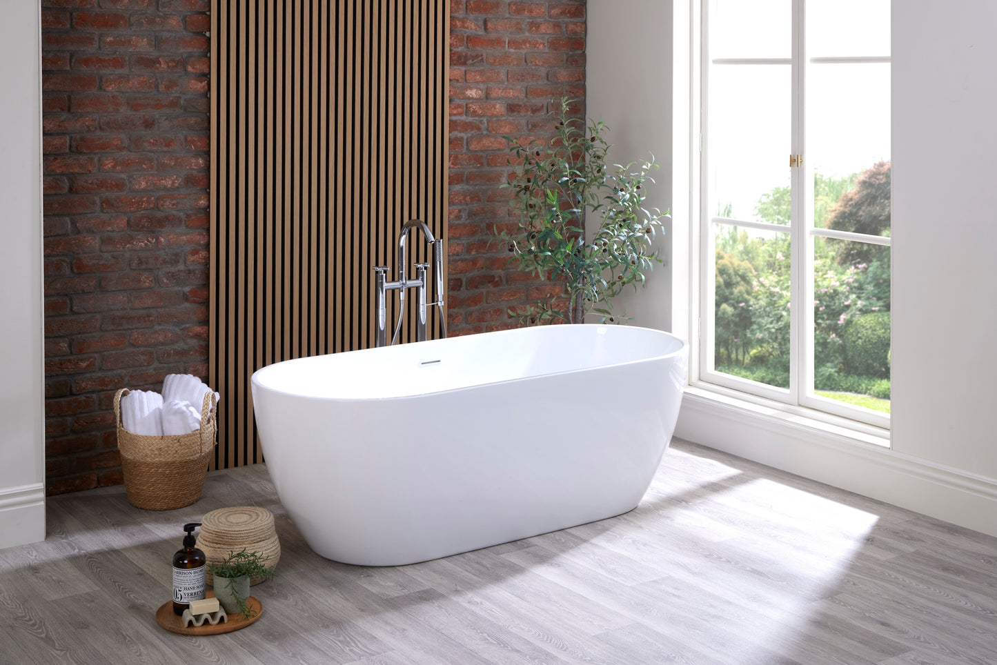 Roll Top Bath Company Elizabeth Freestanding Bath – Contemporary Acrylic Centrepiece Bathtub
