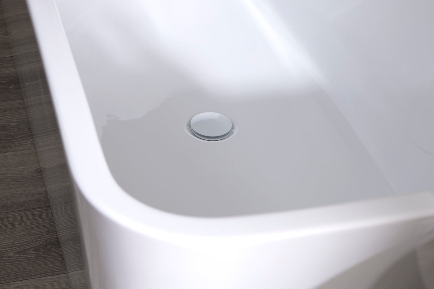 Roll Top Bath Company Julie Freestanding Bath – Compact Back-to-Wall Acrylic Bathtub