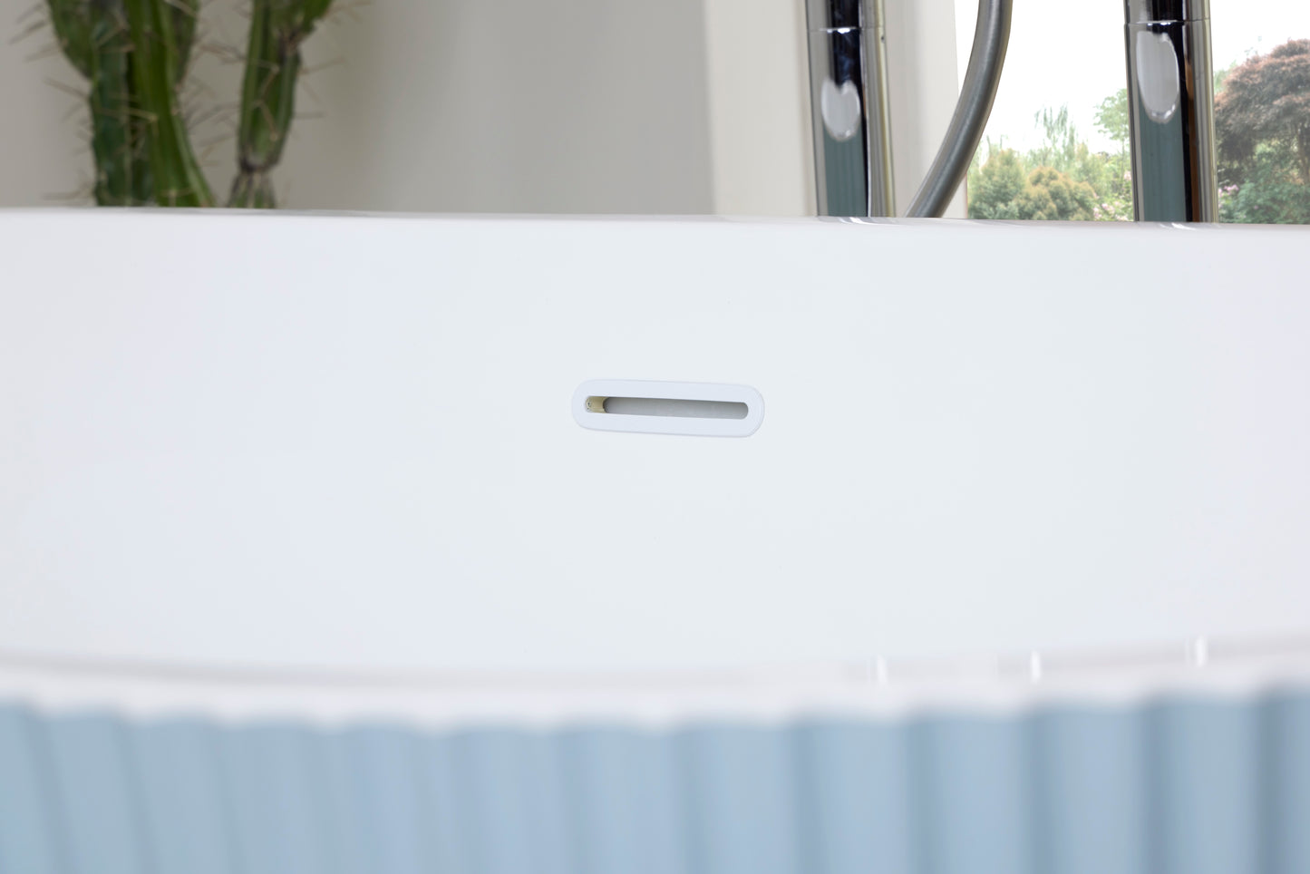 Roll Top Bath Company Ginger Freestanding Bath – Rippled Acrylic Art Deco Inspired Bathtub