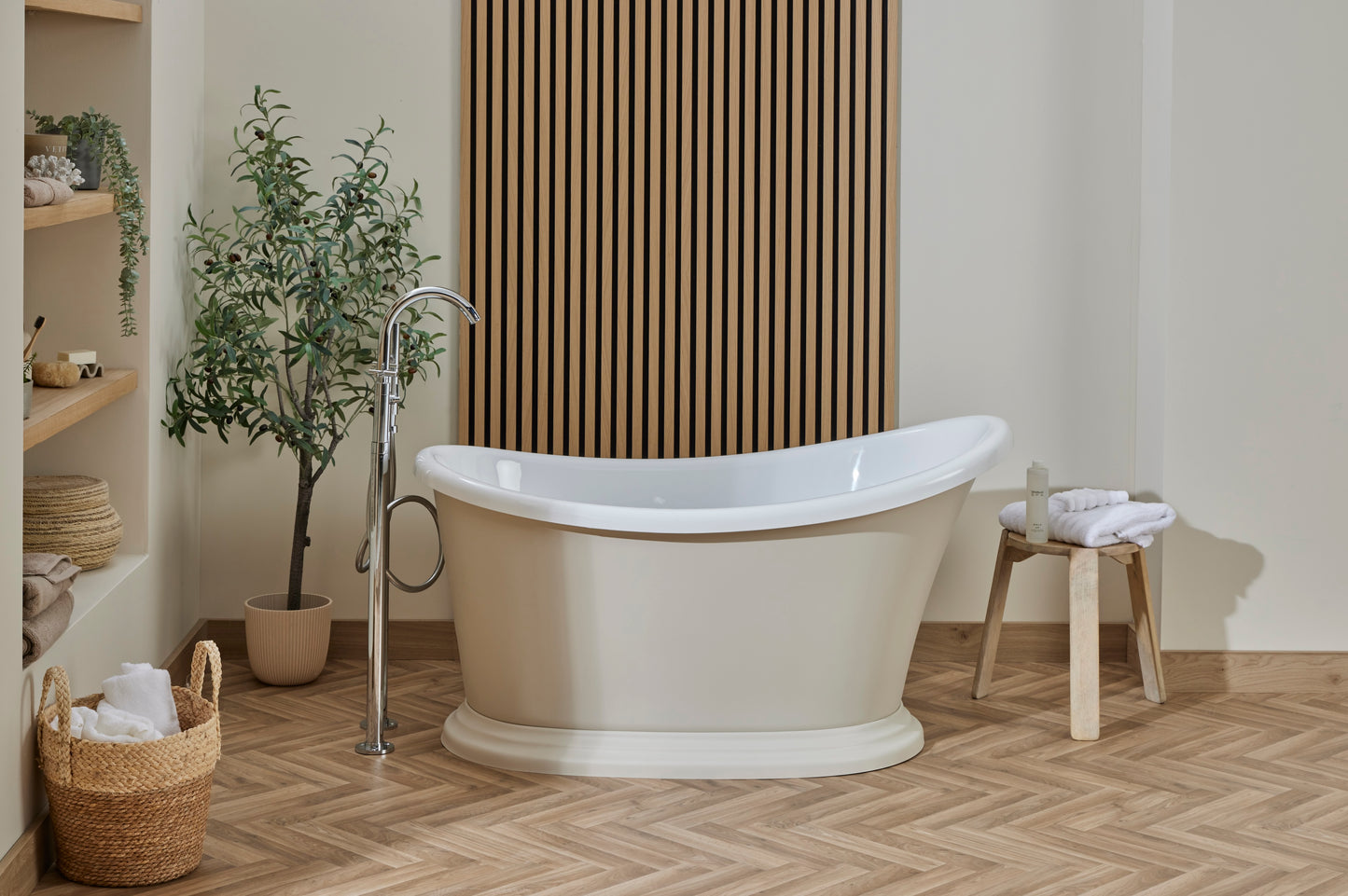 Roll Top Bath Company Jean Freestanding Bath – Compact Acrylic Roll Top Bathtub