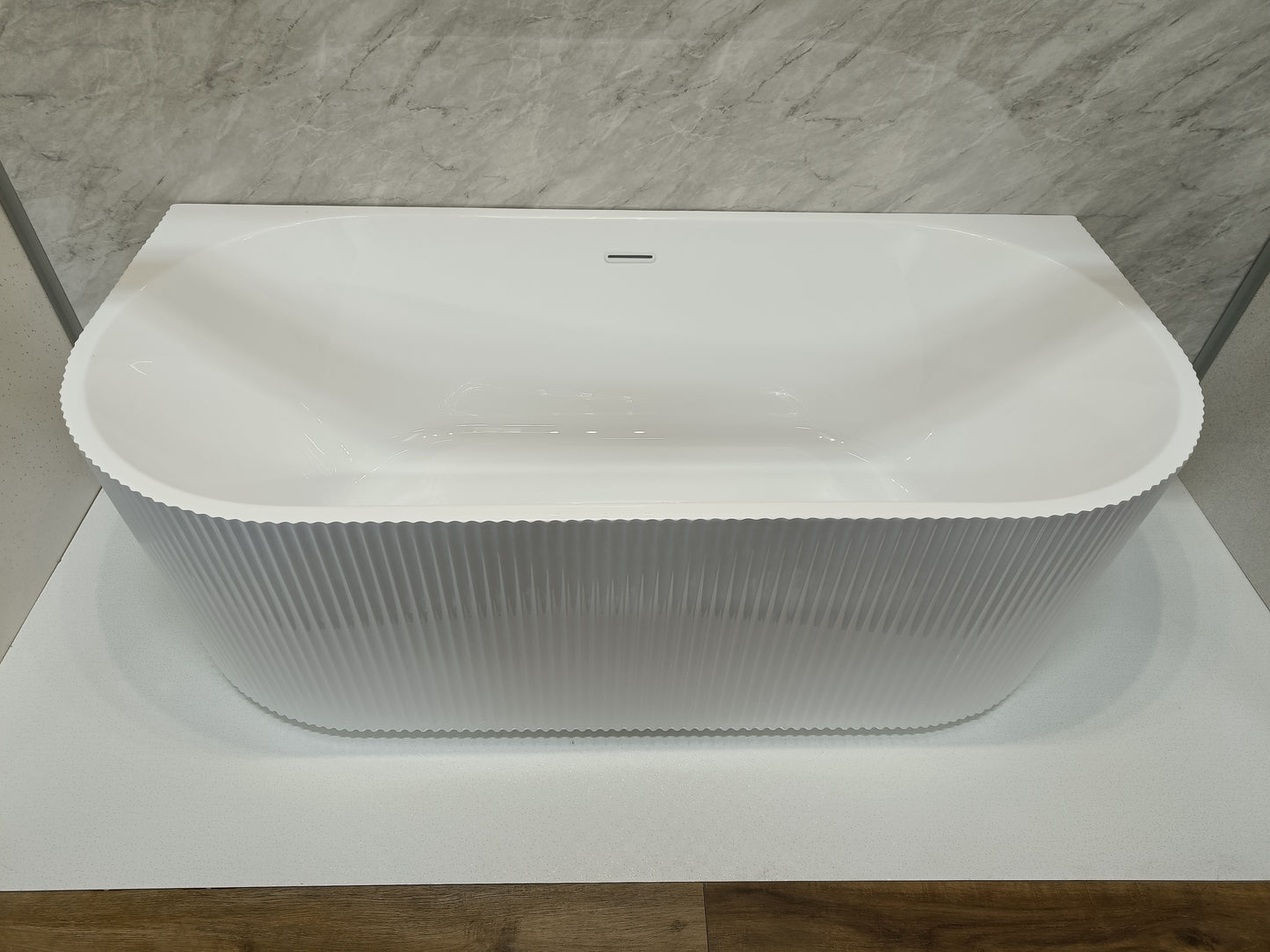Roll Top Bath Company Sophia Back-to-Wall Freestanding Bath – Fluted Acrylic Bathtub