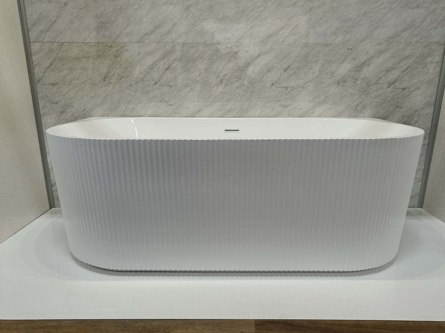 Roll Top Bath Company Sophia Back-to-Wall Freestanding Bath – Fluted Acrylic Bathtub