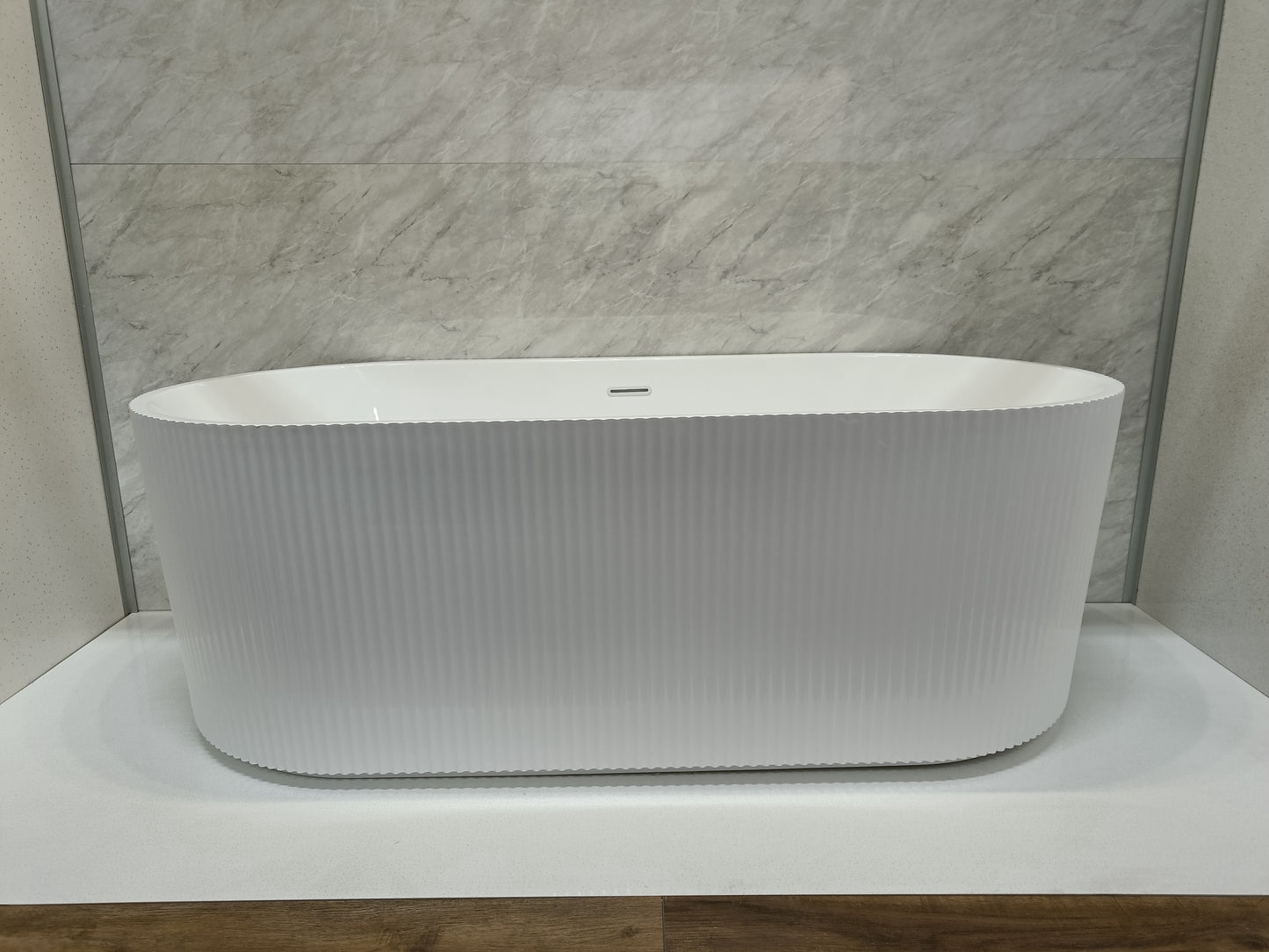 Roll Top Bath Company Ginger Freestanding Bath – Rippled Acrylic Art Deco Inspired Bathtub