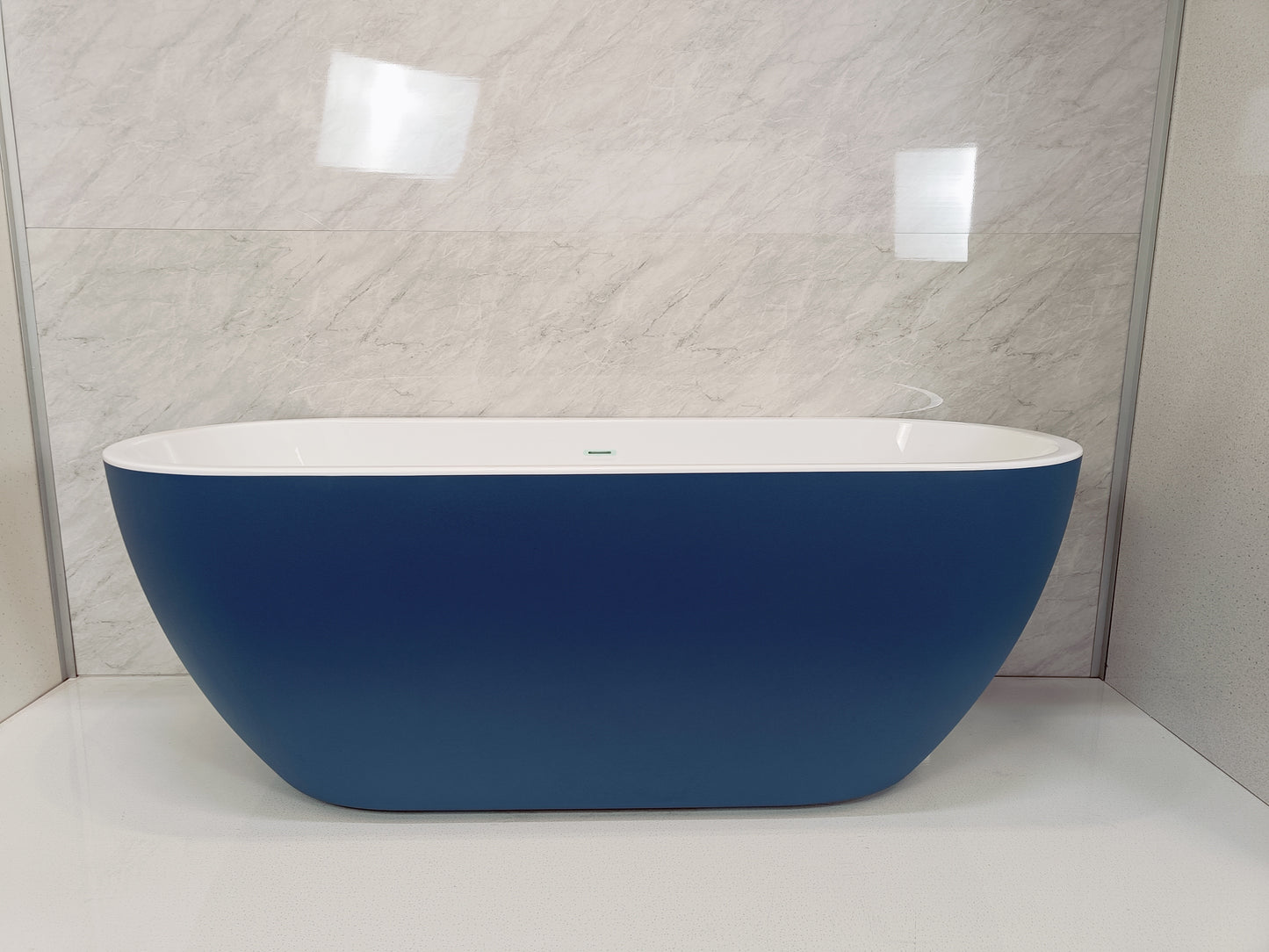 Roll Top Bath Company Elizabeth Freestanding Bath – Contemporary Acrylic Centrepiece Bathtub