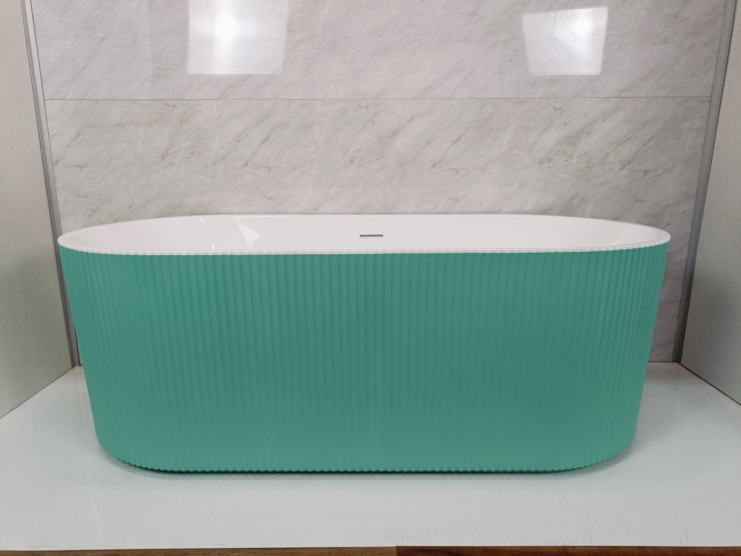 Roll Top Bath Company Ginger Freestanding Bath – Rippled Acrylic Art Deco Inspired Bathtub