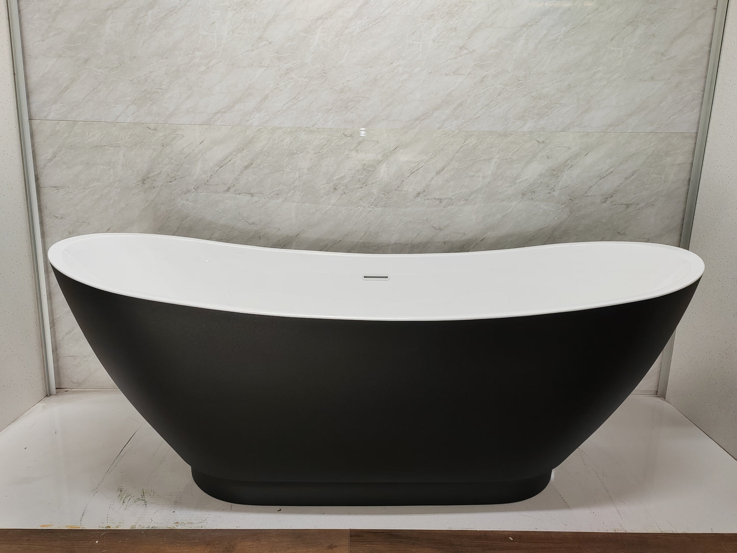 Roll Top Bath Company Doris Freestanding Bath – Double Ended Crescent Wing Acrylic Bathtub