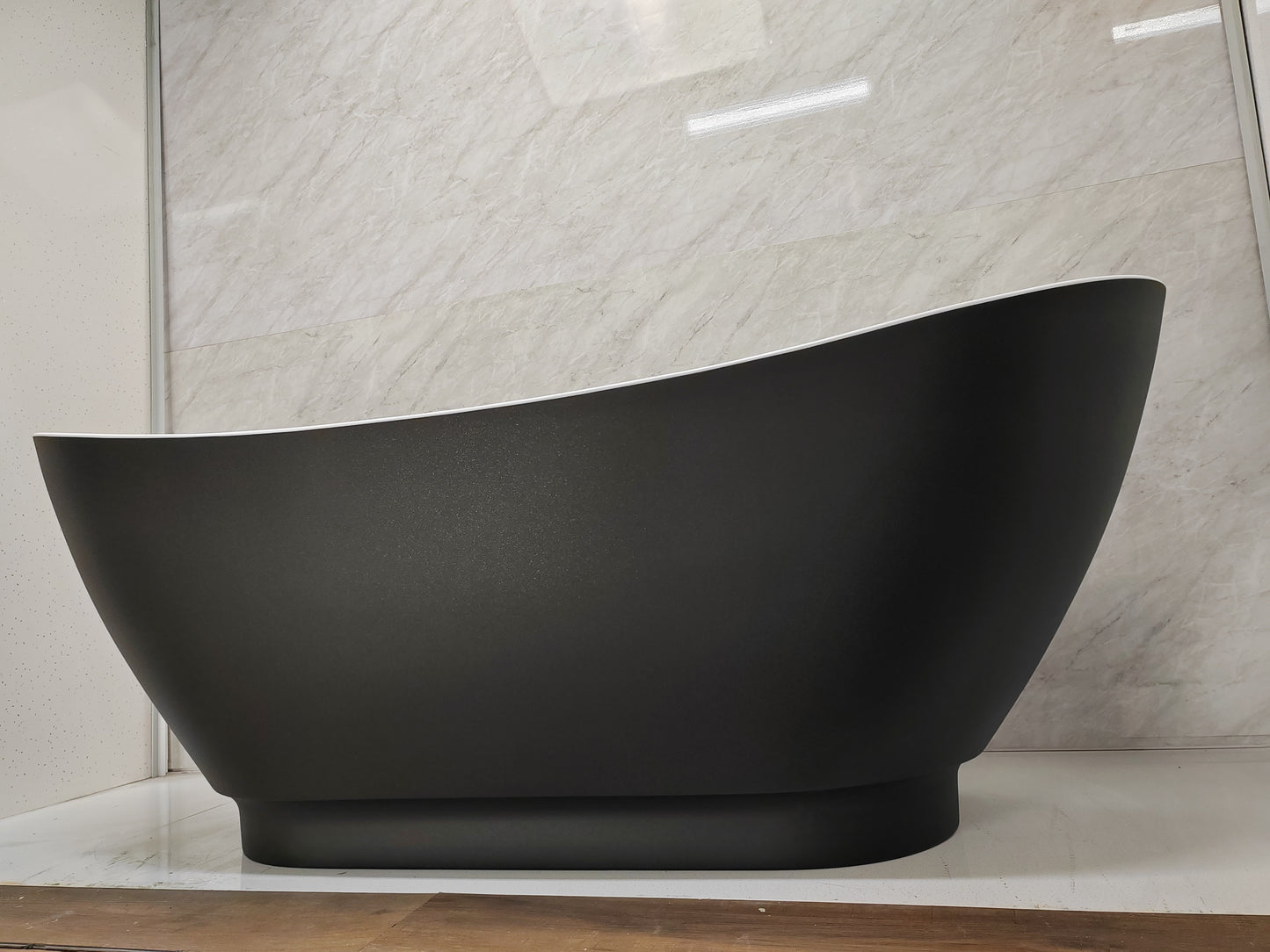 Roll Top Bath Company Doris Freestanding Bath – Double Ended Crescent Wing Acrylic Bathtub