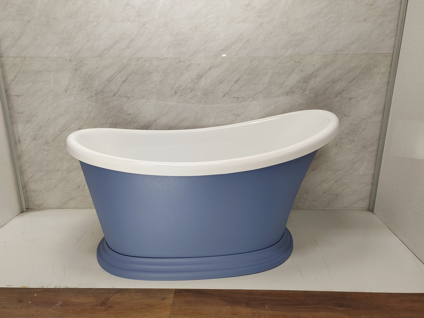 Roll Top Bath Company Jean Freestanding Bath – Compact Acrylic Roll Top Bathtub