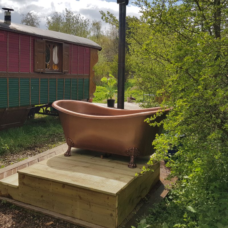 Coppersmith Creations Hammered Clawfoot Copper Double Slipper Tub